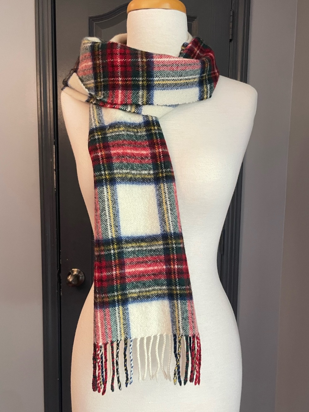 Vintage Wool James Pringle Weavers Classic Plaid Cream Fringe Scarf